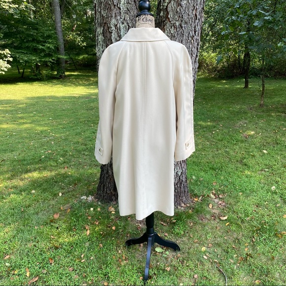 J & H Fashions Vintage Spring Beige Lined Coat - Picture 5 of 8